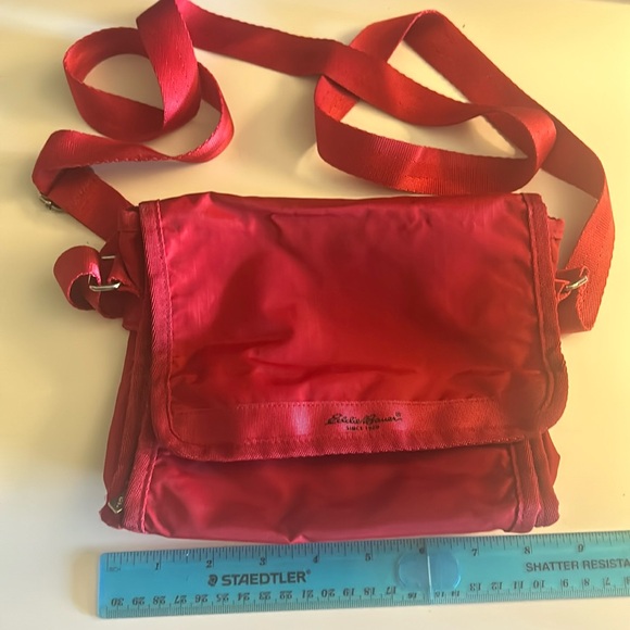 Red Eddie Bauer Purse - Picture 1 of 6